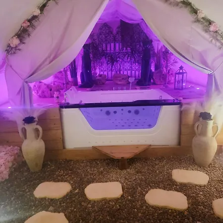 L'atelier Des Roses, Centre *